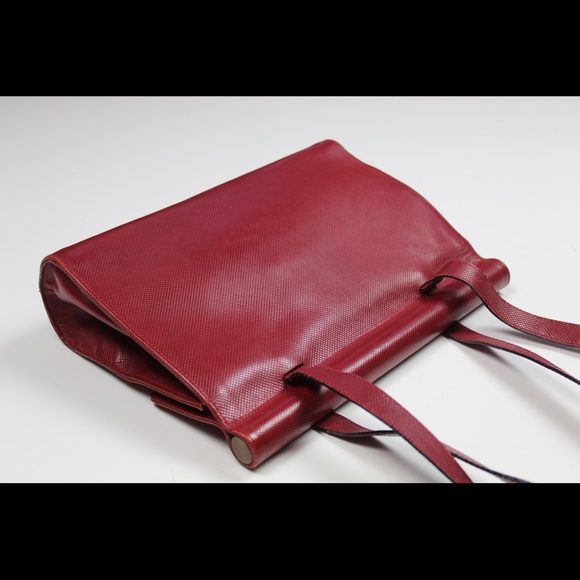 Vintage 1970s Bottega Veneta Red Leather Handbag - Picture 4 of 6